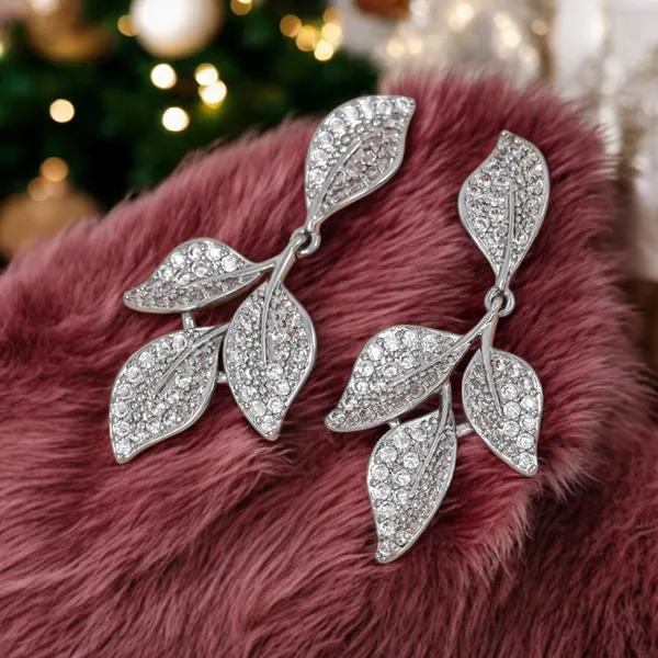 Gold_Plated_Floral_Crystal_Pendant_Necklace_And_Silver_Crystal_Leaf_Drop_Earrings_For_Women_And_Girls_Combo_Pack_Of_2